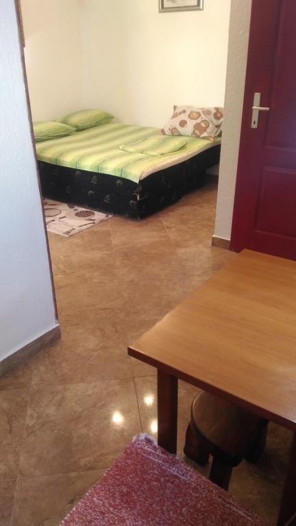 Apartment Luka Подгориця Екстер'єр фото